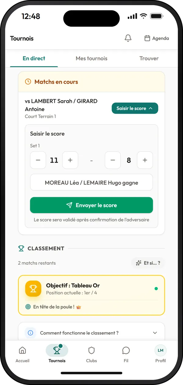 Onglet En direct d'un tournoi : saisie du score du set 1 à 11-8, bouton Envoyer le score, validé après confirmation de l'adversaire, puis le classement de la poule